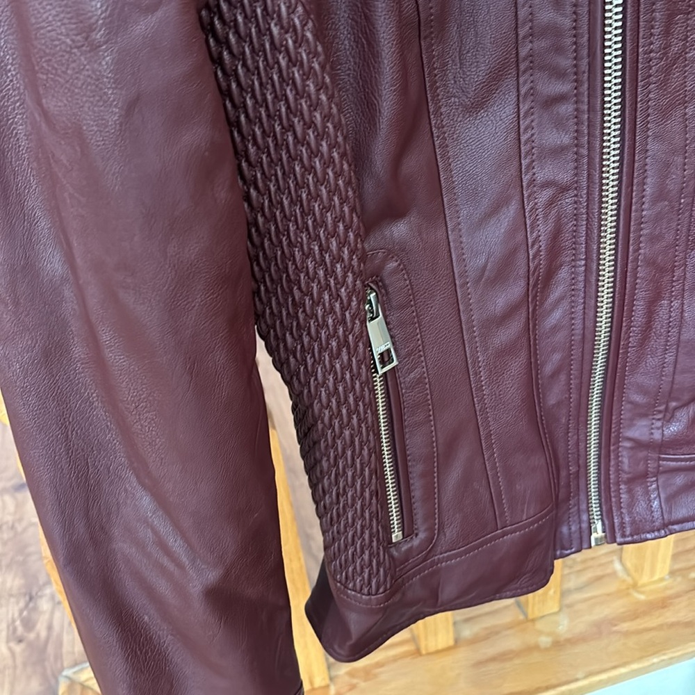 New without Tags Guess leather jacket - Picture 3 of 6